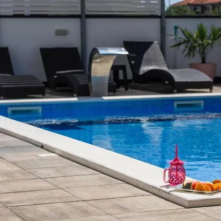 In Okrug Gornji With Sea View, Balcony, Air Conditioning, Wifi 5134-5 *