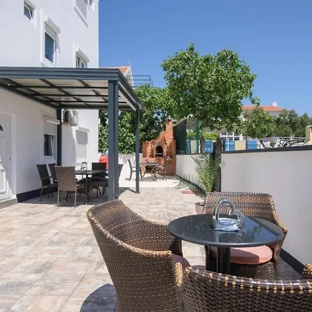 In Okrug Gornji With Sea View, Balcony, Air Conditioning, Wifi 5134-5 Апартаменты Трогир