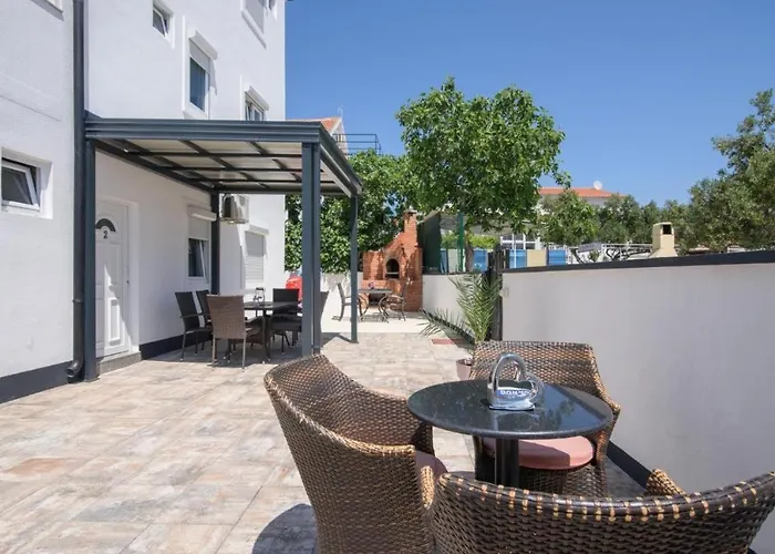 In Okrug Gornji With Sea View, Balcony, Air Conditioning, Wifi 5134-5 公寓 特罗吉尔