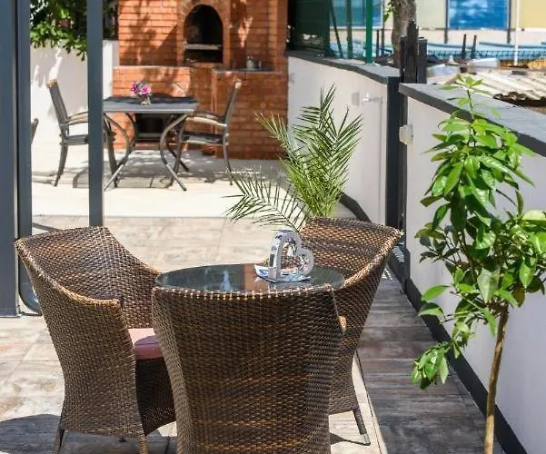 Apartamento In Okrug Gornji With Sea View, Balcony, Air Conditioning, Wifi 5134-5 Trogir