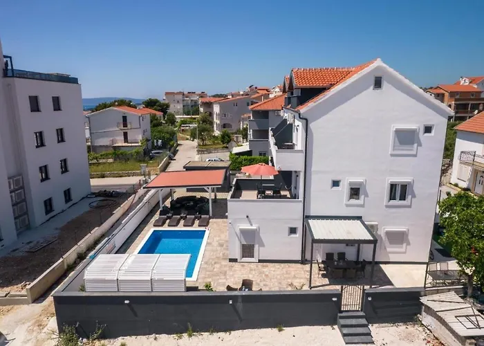 In Okrug Gornji With Sea View, Balcony, Air Conditioning, Wifi 5134-5 Apartamento Trogir