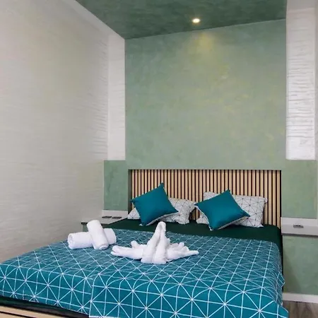 In Okrug Gornji With Sea View, Balcony, Air Conditioning, Wifi 5134-5 Appartamento Traù